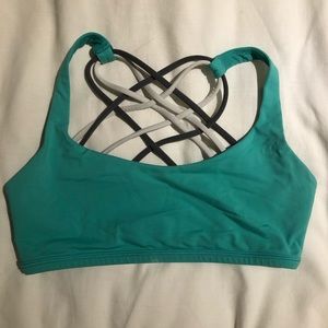 Lululemon free to be wild bra